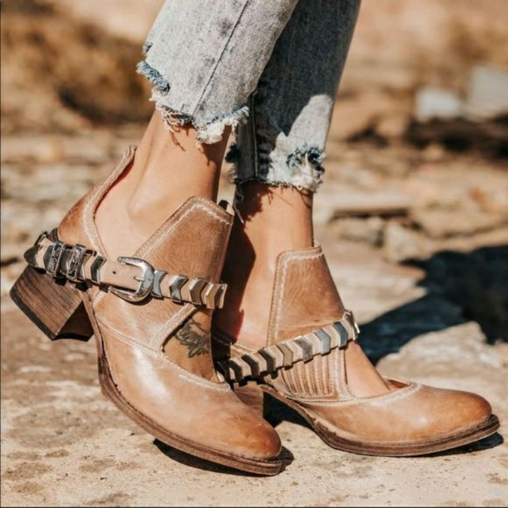 Freebird Blade ankle boots Taupe tan leather strappy cutout women's size 7